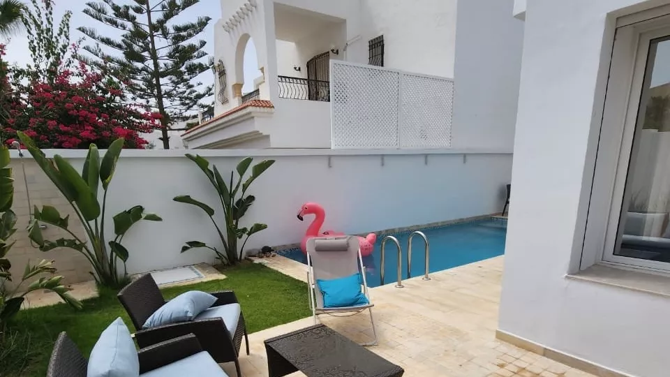 Villa Azza: Il Vostro Rifugio dei Sogni a Hammamet