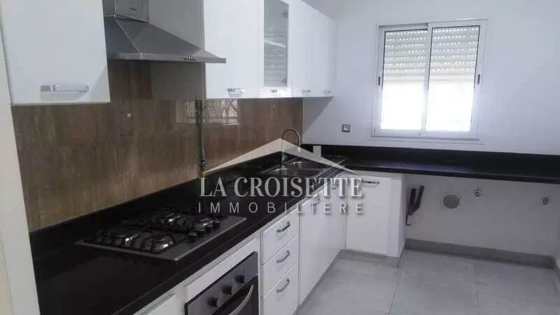 Ampio Appartamento al Piano Terra con Giardino ad Ain Zaghouan Nord