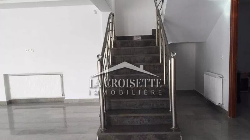 Luxury Villa with Pool in Gammarth - Your Urban Oasis