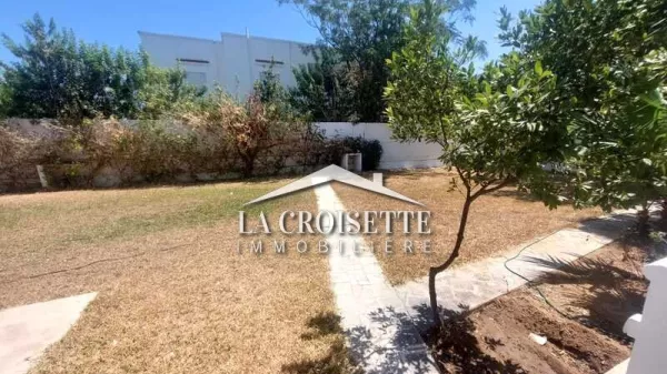 Unique Office Villa Opportunity in La Marsa - S+7