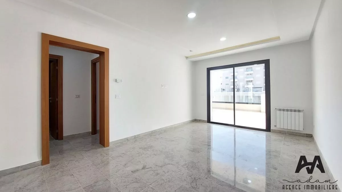 Appartamento di Lusso S+2 con Terrazza ad AFH2, Mrezga - Un Rifugio da Scoprire