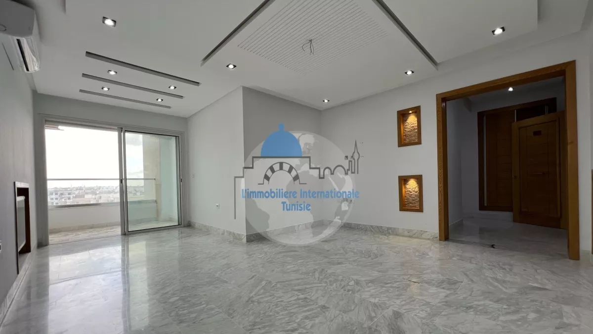 Luxuswohnung S+2 in Sahloul 4, Sousse, unb möbliert