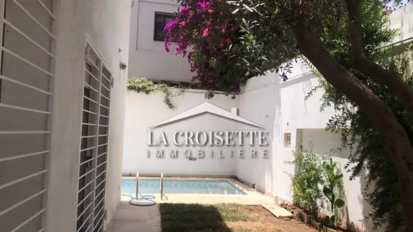 Luxury Duplex with Garden and Pool in La Marsa - A Haven of Peace in Tunis