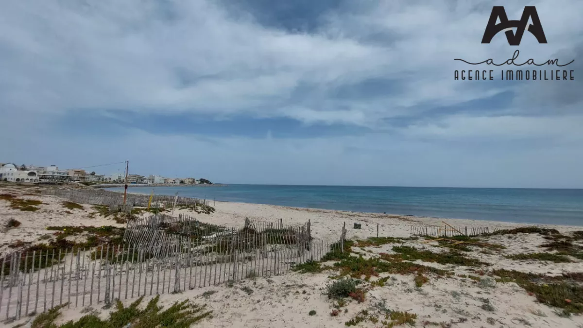 Prime 750m² Plot in Jinene Beni Khiar