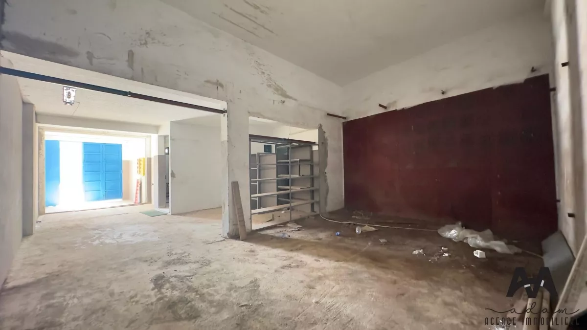 Außergewöhnlicher Gewerberaum in Nabeul zur Miete: Eine Einmalige Gelegenheit!