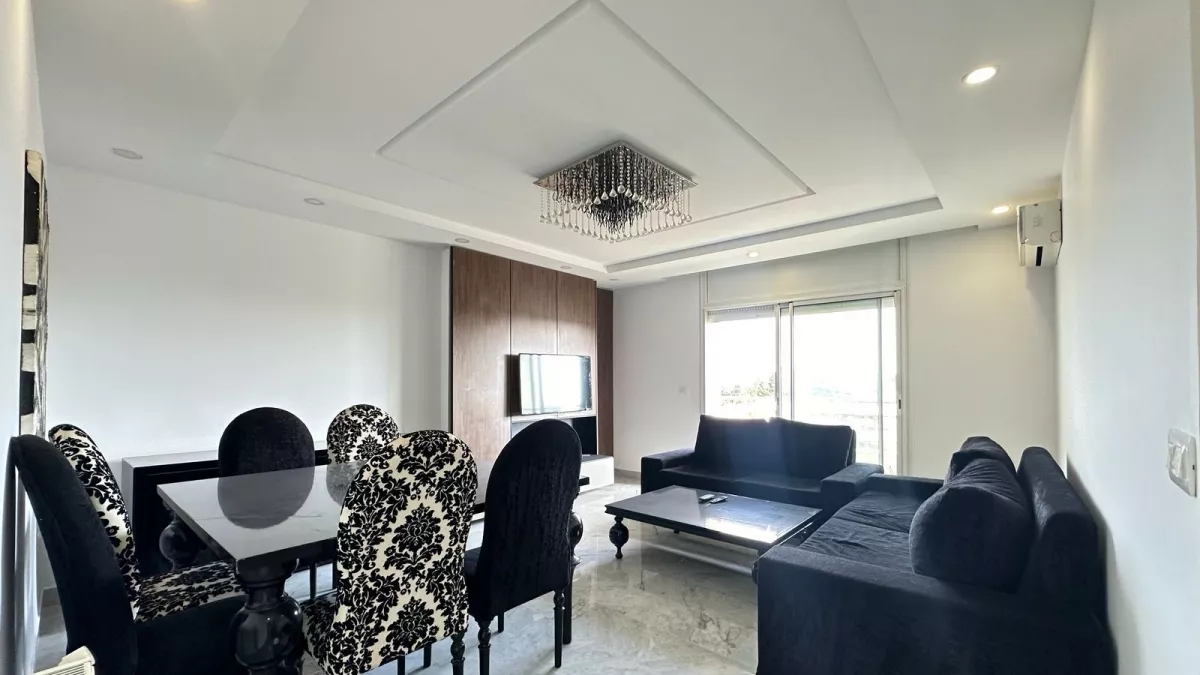 Appartamento Arredato S+2 a Les Jasmins, Nabeul: Un Rifugio di Comfort e Luce