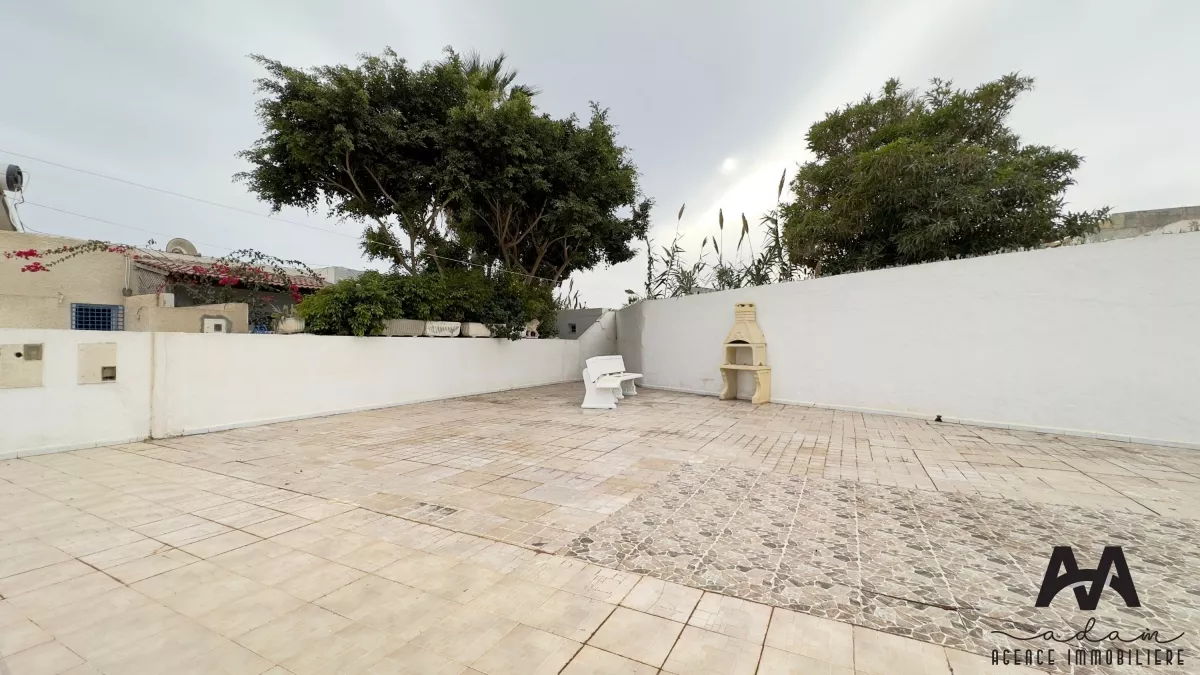 Luxury Bungalow S+3 in Lido, Nabeul: A Coastal Haven of Luxury