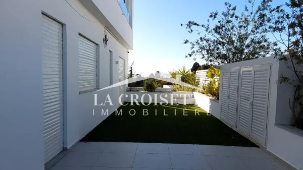 Luxury Duplex with Garden in Gammarth, La Marsa - MDL0288