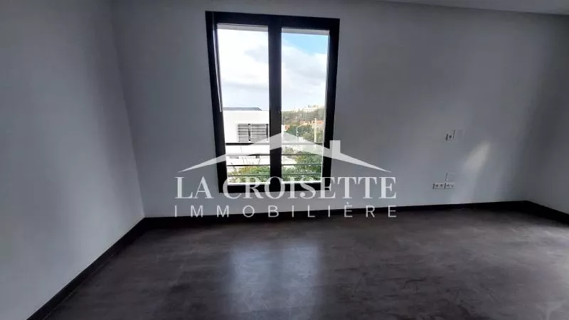 Villa di Lusso in Affitto a Gammarth, La Marsa - ZVL1666: Un Rifugio da Sogno