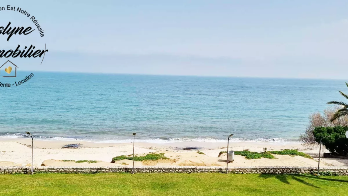 Appartamento di Lusso Fronte Mare in Affitto a Sousse