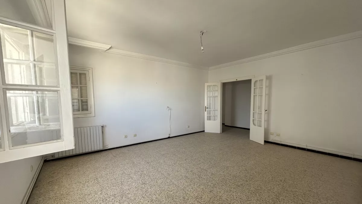 S3 Manar 2: Il Tuo Nuovo Rifugio di Pace a Tunisi!