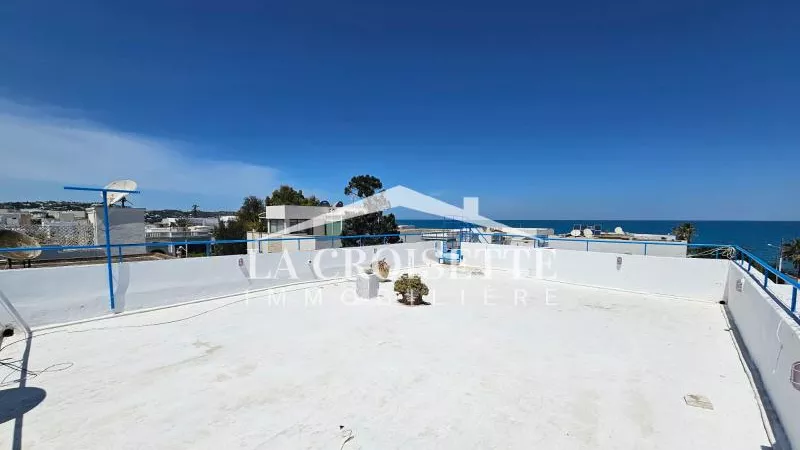 Scopri il Tuo Futuro Rifugio a La Marsa: Villa Appartamento Arredato S+2 con Vista Mare