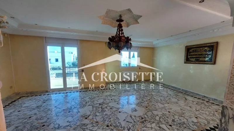 Lussuosa Villa Appartamento S+4 a La Marsa: La Tua Casa dei Sogni Ti Aspetta!