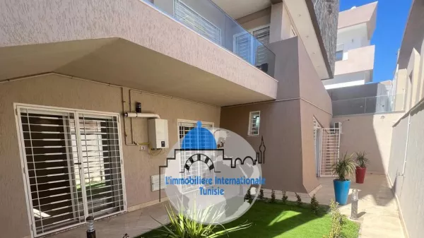 Unfurnished Apartment for Rent in Khézema