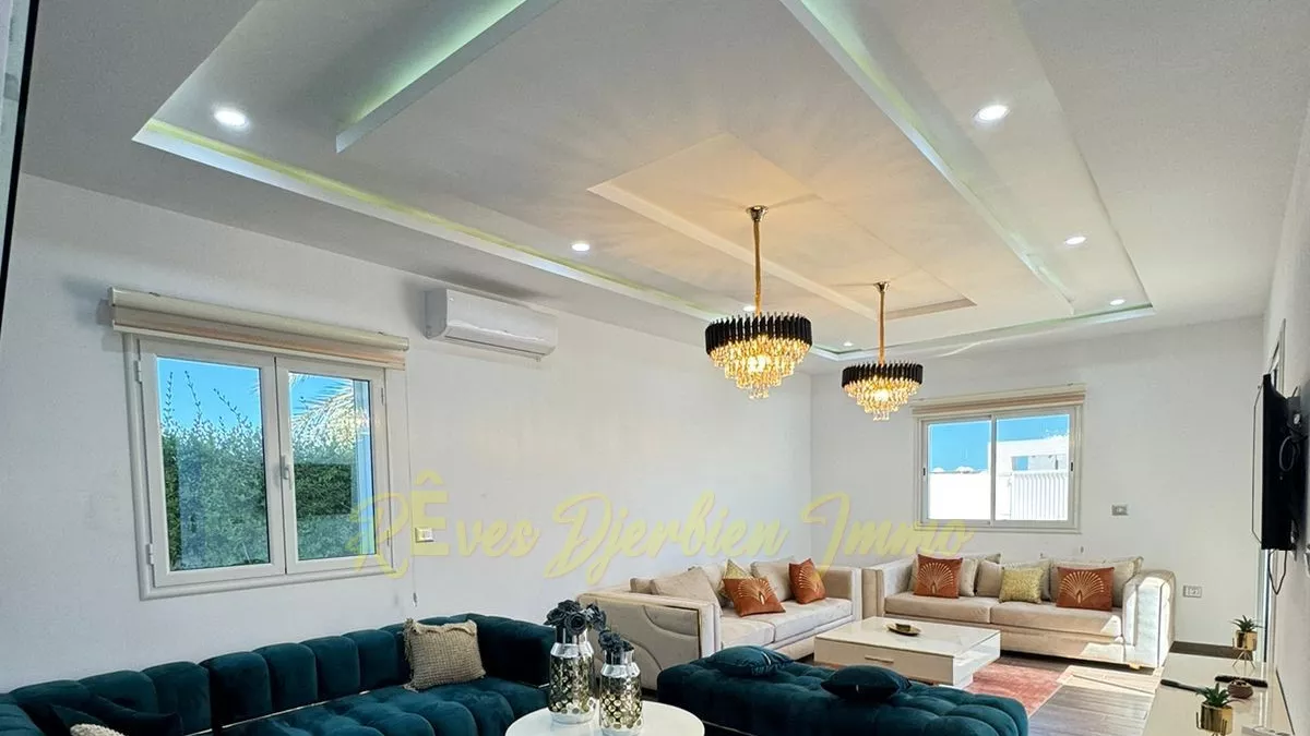 Villa Stupenda con Piscina vicino alla Spiaggia a Djerba