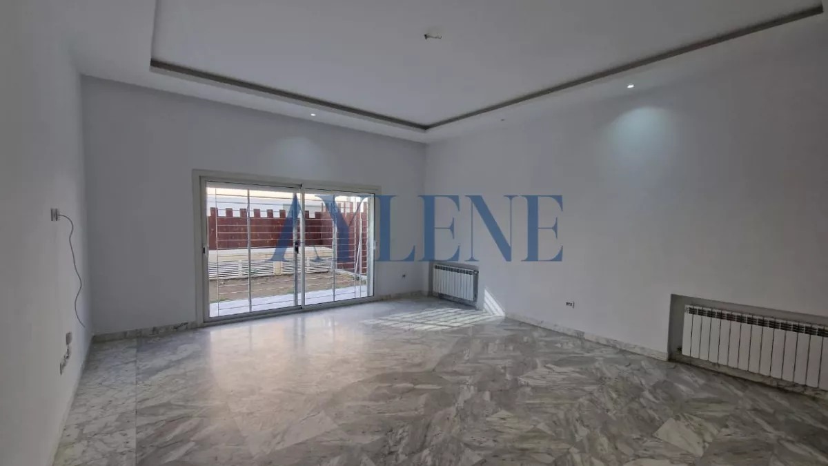 Incantevole Appartamento S2 con Suite a Jardins de Carthage e Giardino