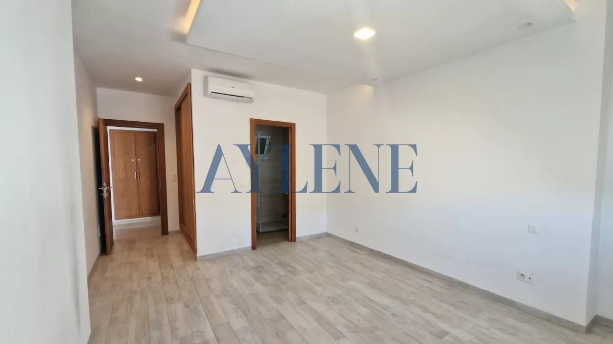 S3 Apartment in Jardins de Carthage: Your New Haven of Peace