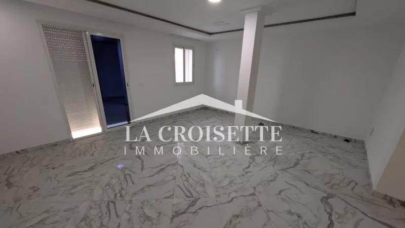 Spazio Ufficio Ideale in Affitto a El Aouina: MBL0530