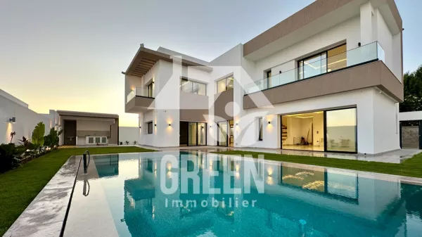 Luxury Villa BLONDIE