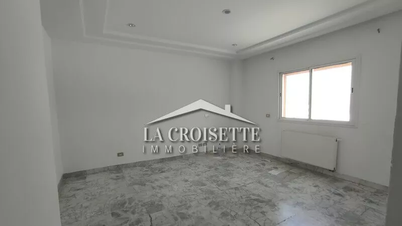 Ampio Appartamento di 3 Camere da Letto in Affitto a Jardins de Carthage - MAL1735