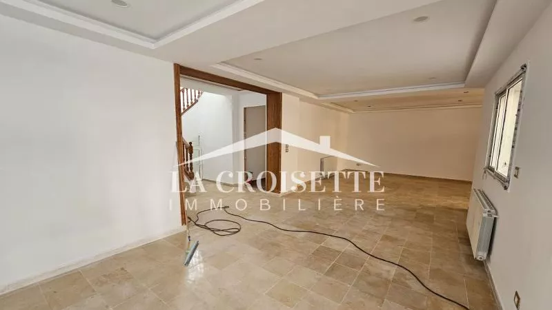 Lussuoso Duplex con Terrazza a Lac 1, Tunisi