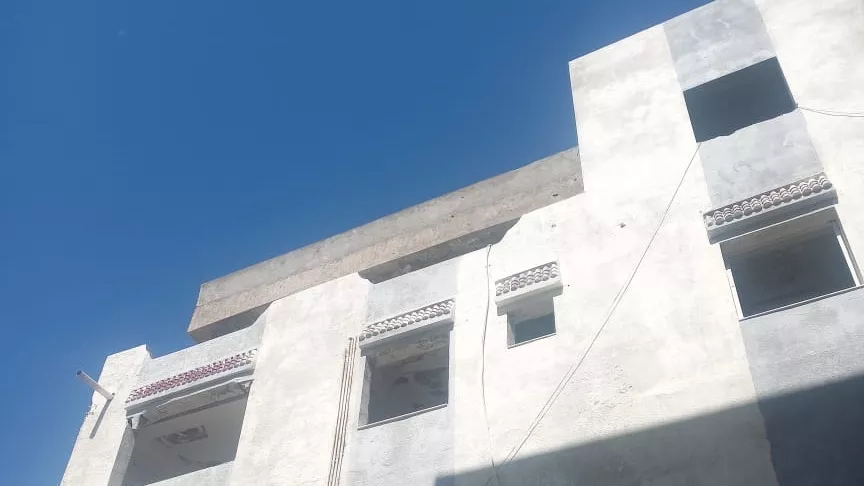 Occasione Eccezionale a Tunisi: Edificio R+3 nel Quartiere Omrane Supérieur