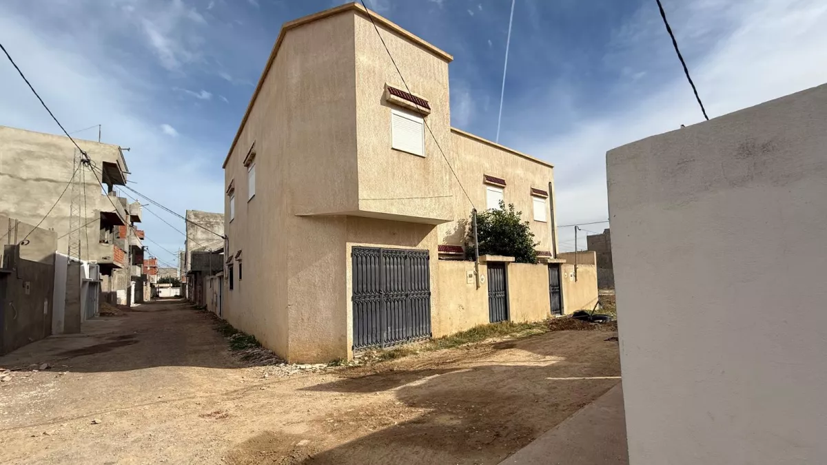 Außergewöhnliche Investitionsmöglichkeit: 6-Wohnungen-Villa in Ben Arous