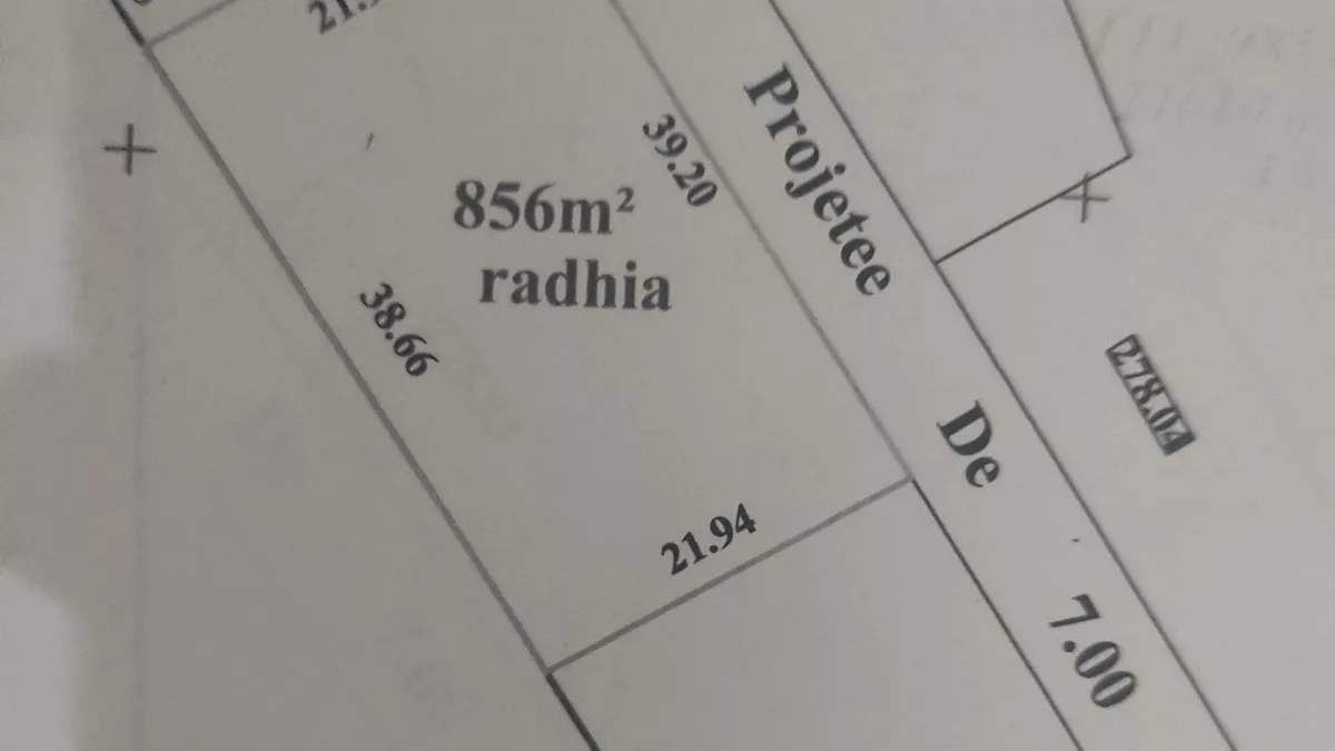 Terreno in Vendita a Raoued, Vicino al Mare