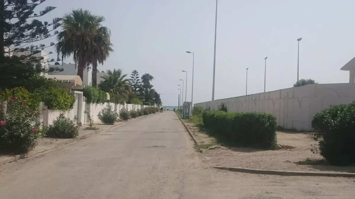 Villa di Lusso a Nabeul, Sidi Slimane: Un Rifugio di Pace e Comfort