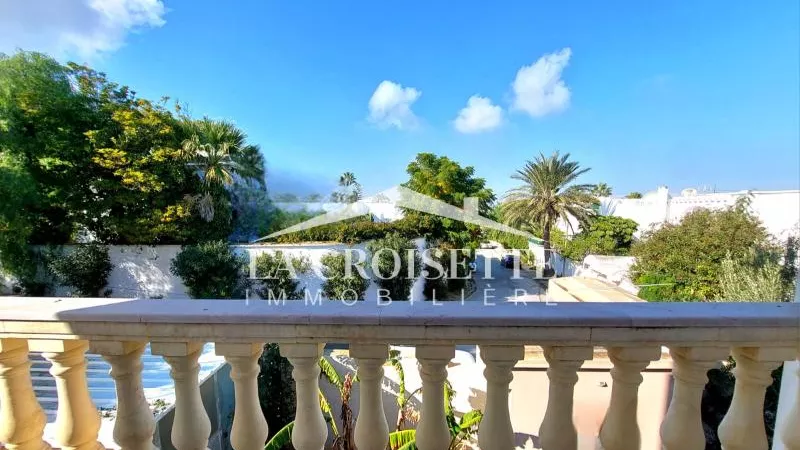 Lussuoso Appartamento S3 con Terrazza a Gammarth MAL1905