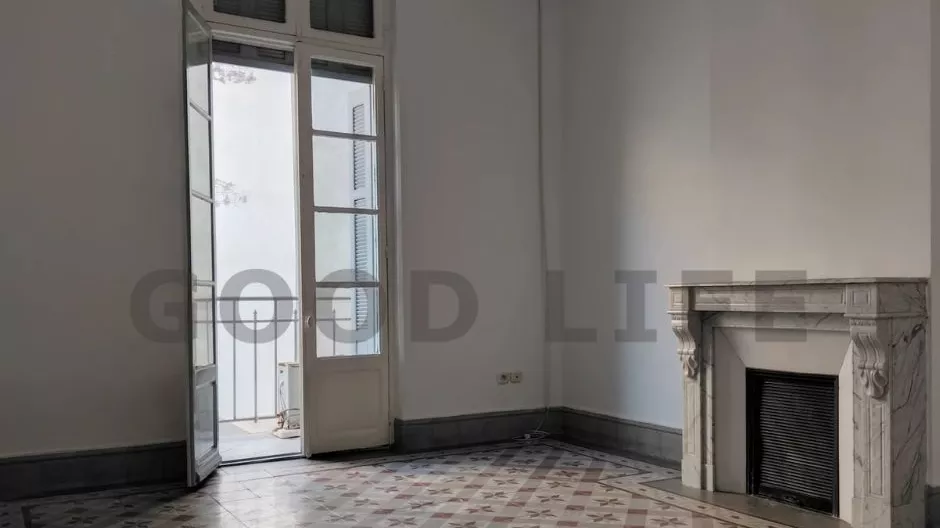 Charming S+4 Apartment at Place d'Afrique, Tunis