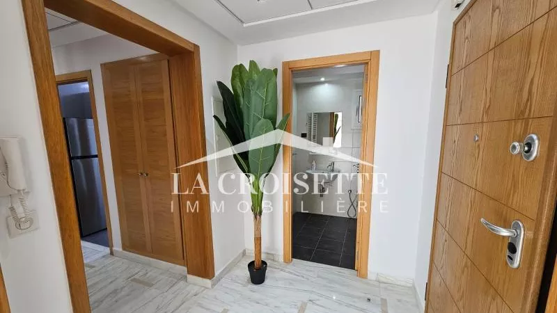 Luxurious 3-Bedroom Furnished Apartment for Rent in Lac 2, Tunis - MAL2052