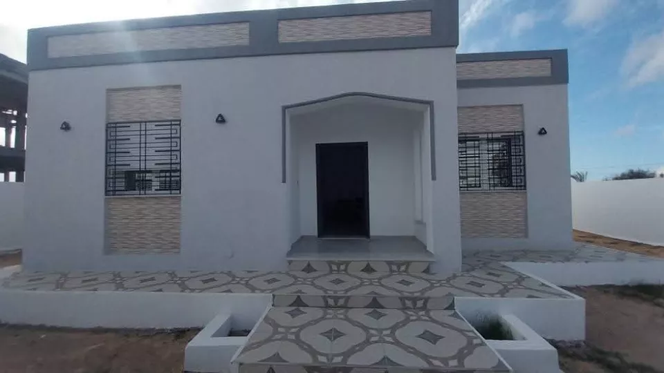 Casa di Lusso a Erriyadh vicino a Djerbahood: Un Rifugio di Pace a Djerba