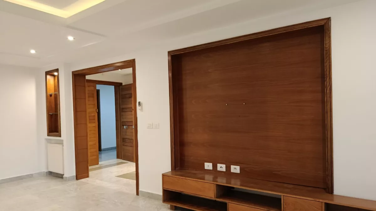 Spacious S+3 Apartment in Jardins de Carthage: A Haven of Peace and Comfort