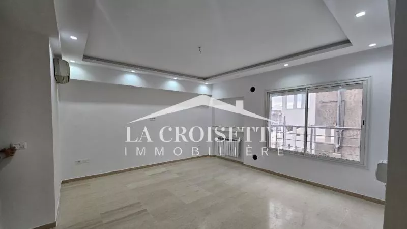 Lussuoso Appartamento S2 ad Ain Zaghouan Nord - MAL2099: Un Rifugio di Comfort e Sicurezza