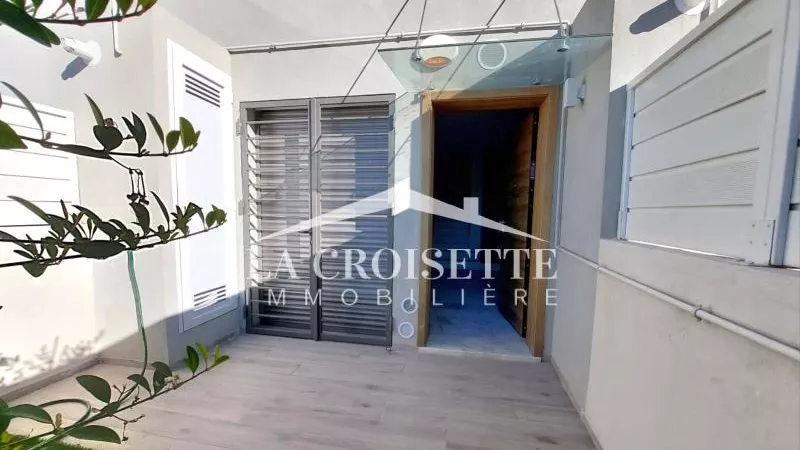 Elegant Duplex with Garden for Rent in La Marsa MDL0711