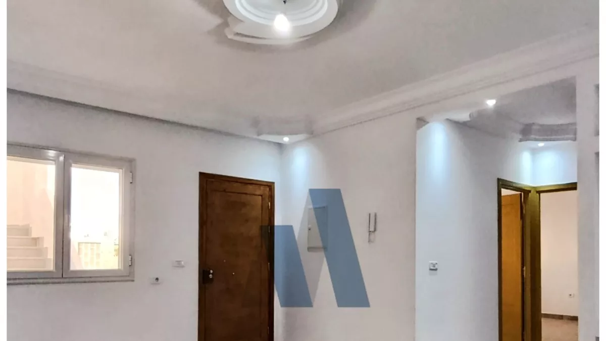 Lussuoso Appartamento Non Arredato in Affitto a Radès Med Ali