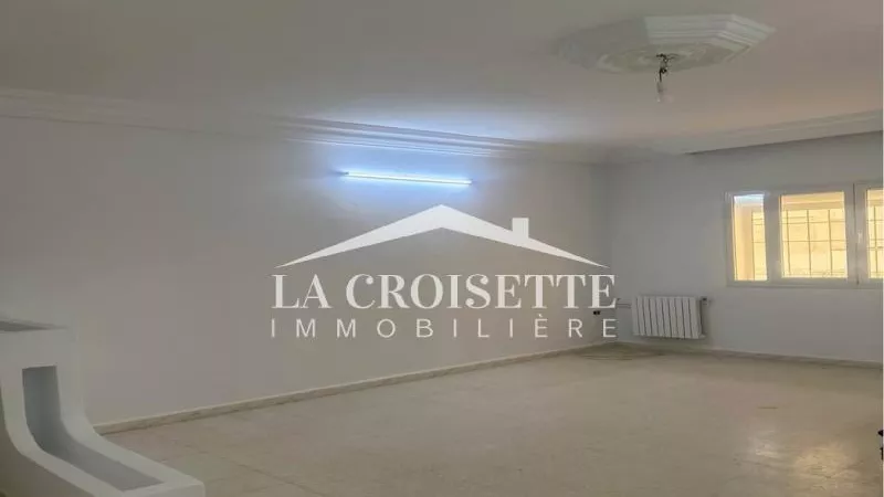 Lussuosa Villa Appartamento in Affitto a La Marsa - ZEL0586