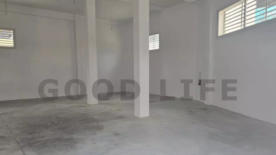 Ideal Commercial Warehouse in Sidi Daoud