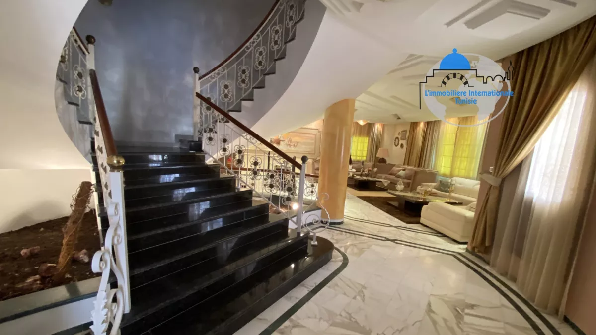 Stunning Villa in Tantana Chott Mariem