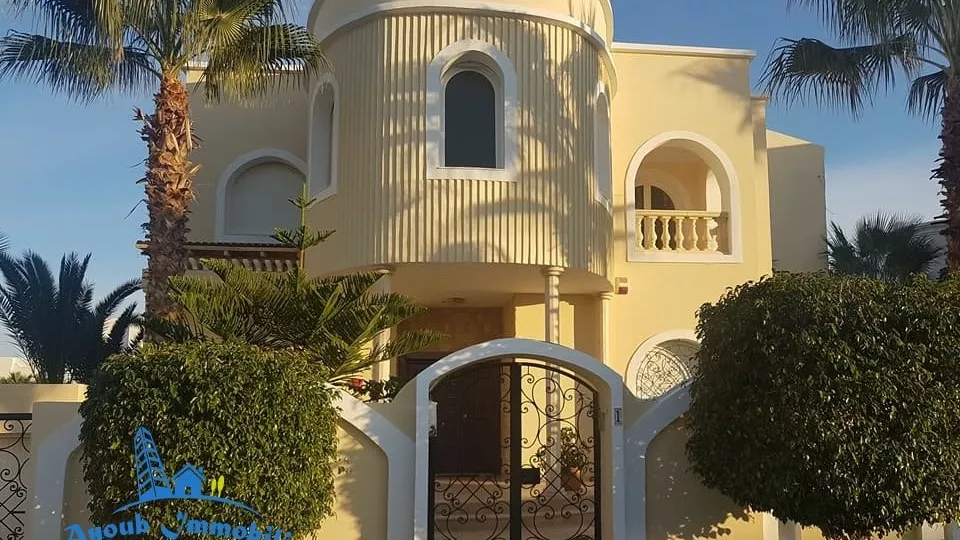 Villa Mechmoum: Your Dream Oasis in Nabeul