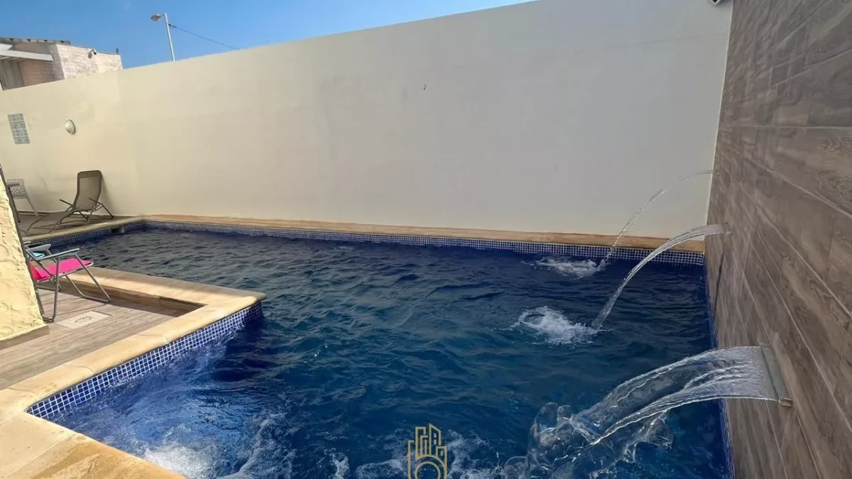 Luxury Villa S+5 with Pool in Benikhiar