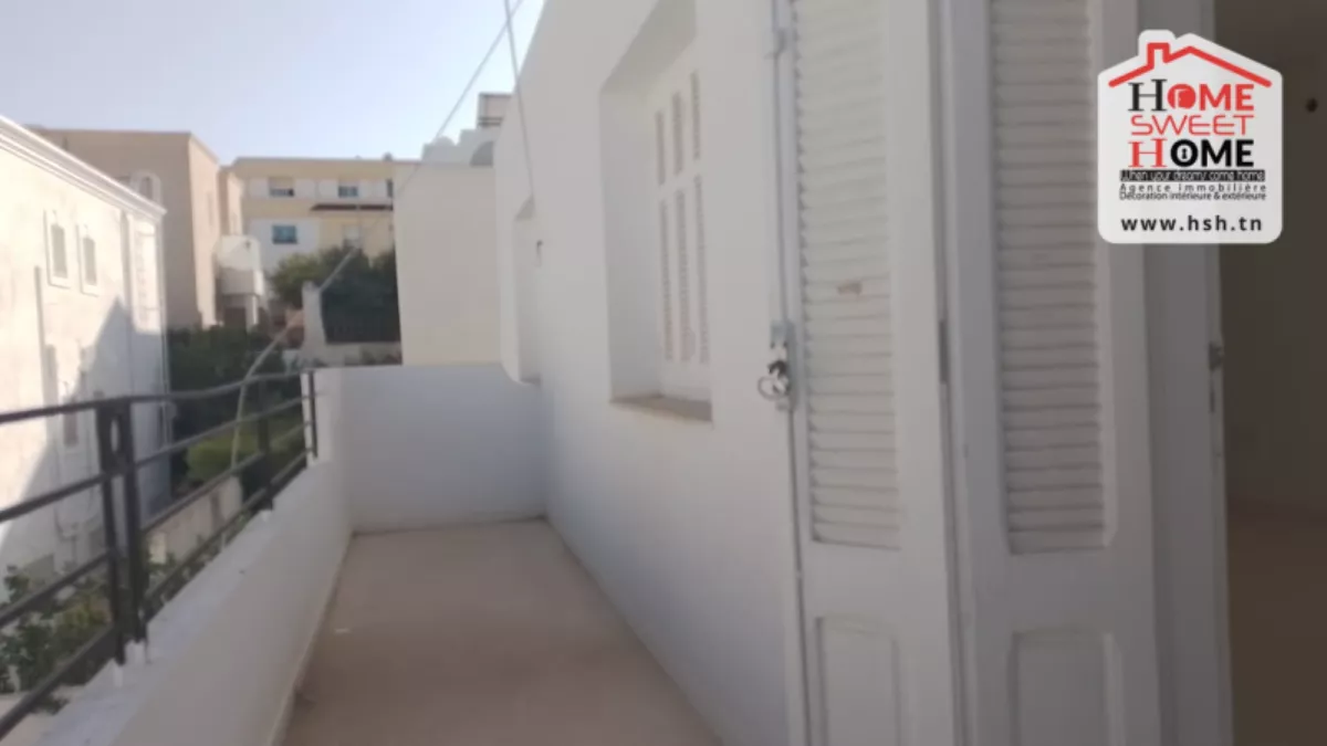 Your New Haven of Peace: Baaouerta Villa Floor in Ennasr 2