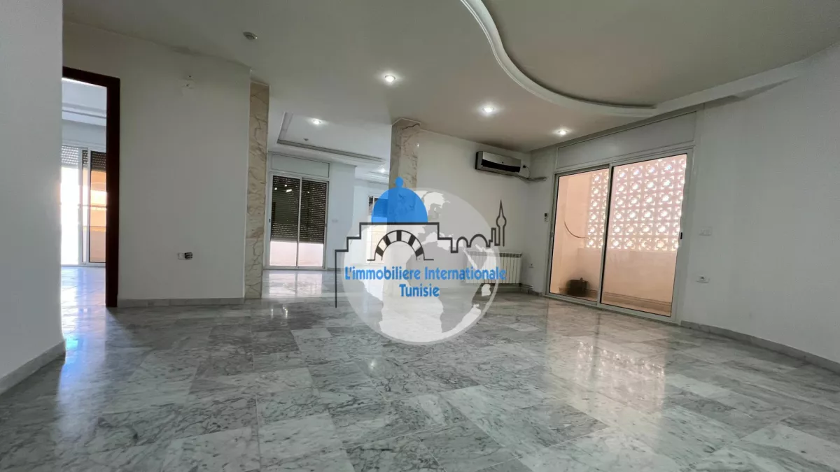 Discover Luxury in Sousse: Villa Floor in Cité Zahra