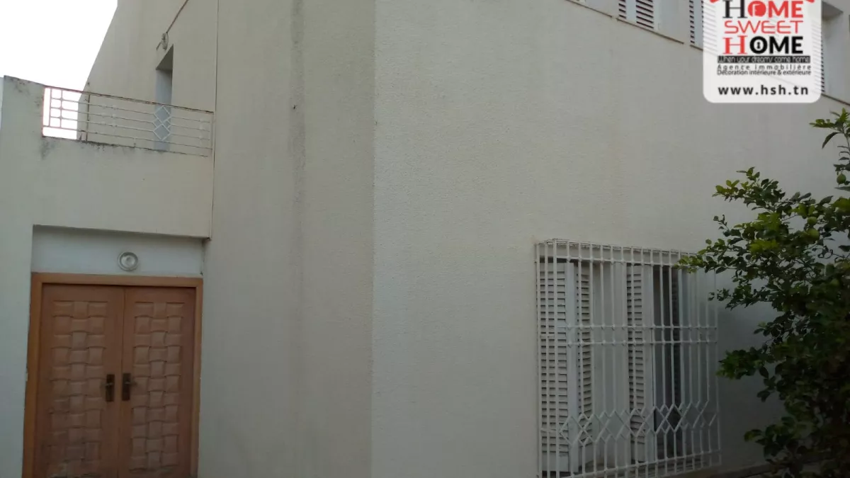 Luxury Villa in Montfleury: A Haven of Comfort and Elegance