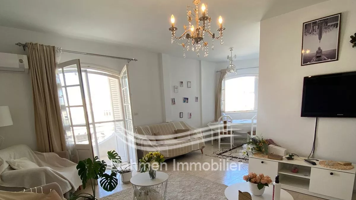 Unfurnished S+3 Apartment in Khzema: An Ideal Living Space