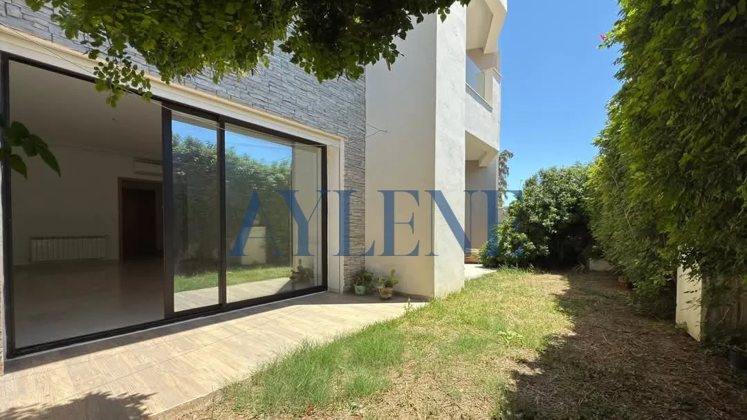 Luxury Duplex S3 with Garden in La Soukra