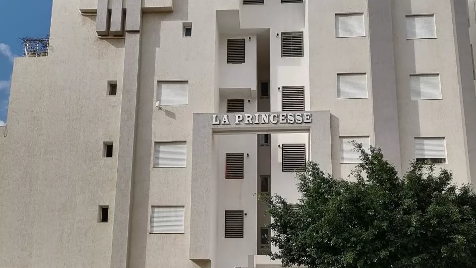 Luxury Apartment for Sale in Soukra Jadida