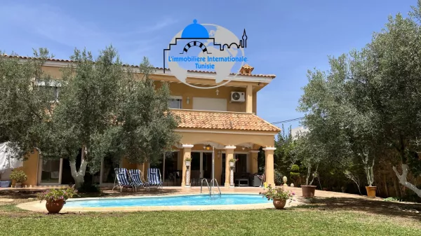 Villa Stupenda in Vendita a Sousse