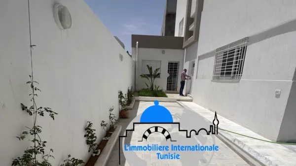 Lussuosa Villa Appartamento (S+3) a Kantaoui, Sousse